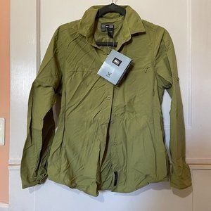 REI Green Womens M hiking, sun protection shirt, new with tags